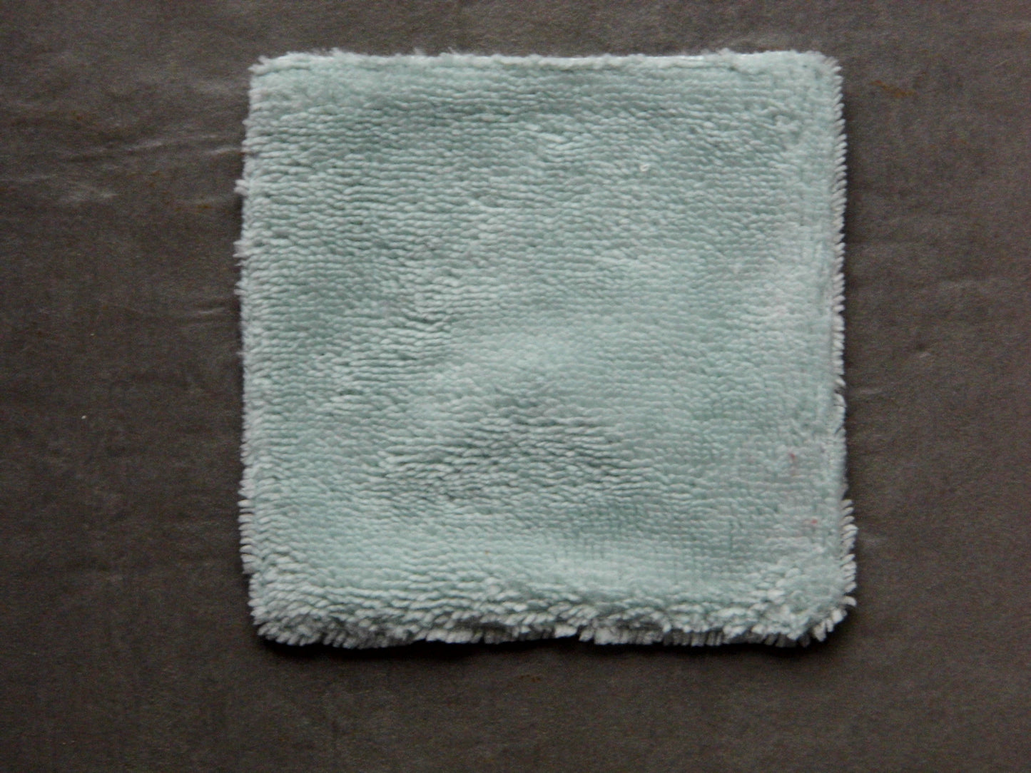 Carré démaquillant étoiles 12 x12, tissu éponge bambou bleu pâle